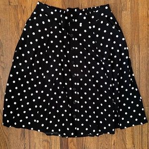Torrid Midi black and white Polka dot skirt sz 2